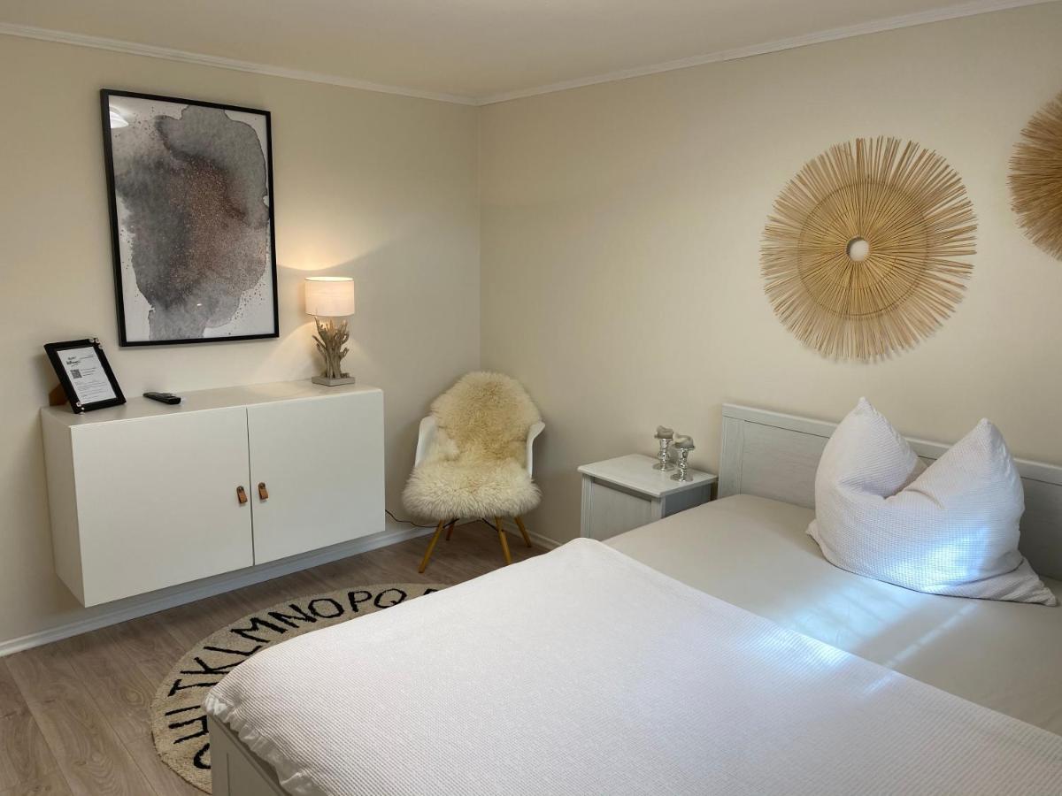 Stylische Wohnung In Ruhiger Lage, Sehr Messenah Laatzen Exteriör bild