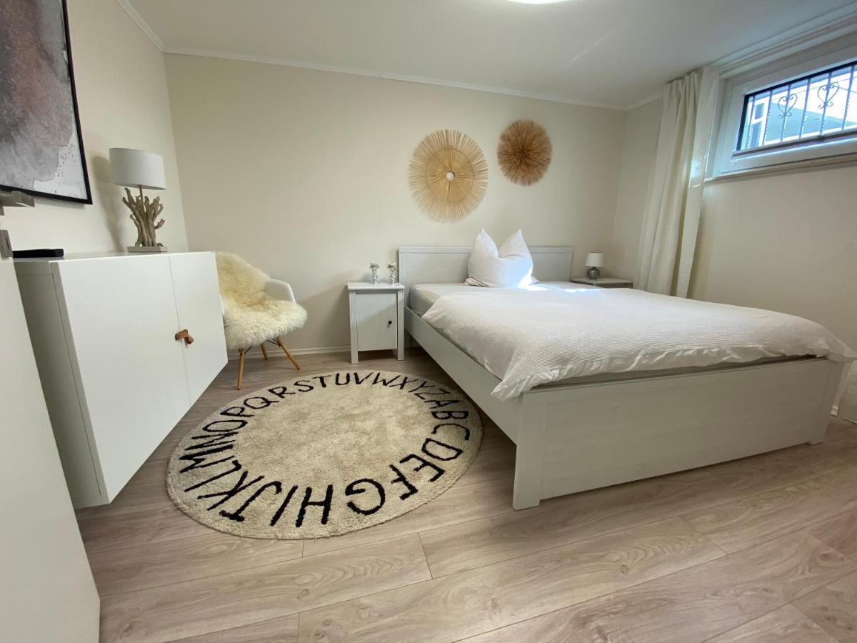 Stylische Wohnung In Ruhiger Lage, Sehr Messenah Laatzen Exteriör bild