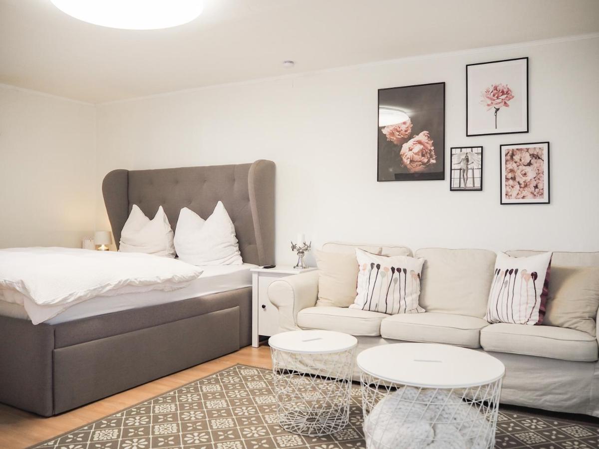 Stylische Wohnung In Ruhiger Lage, Sehr Messenah Laatzen Exteriör bild